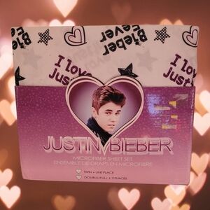 Justin Bieber Heart and Star Microfiber Sheet Set